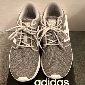 Adidas Cloud Foam QT Racer Running Shoes Size 5.5